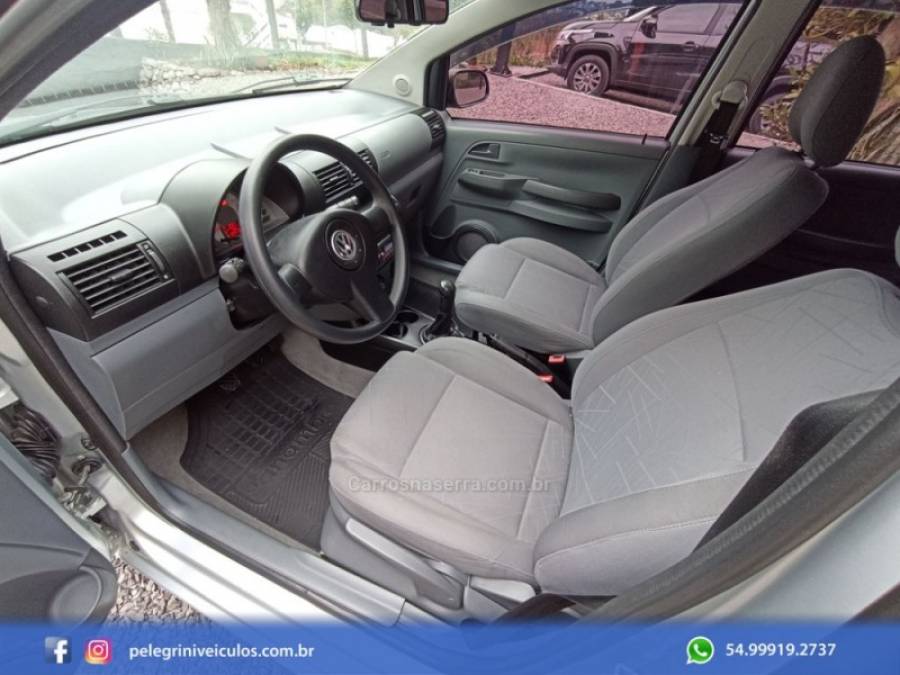 VOLKSWAGEN - SPACEFOX - 2009/2009 - Prata - R$ 34.000,00