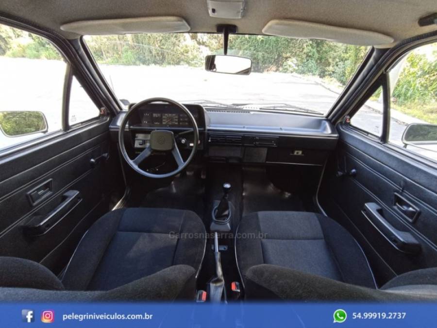 VOLKSWAGEN - GOL - 1985/1985 - Cinza - R$ 30.000,00