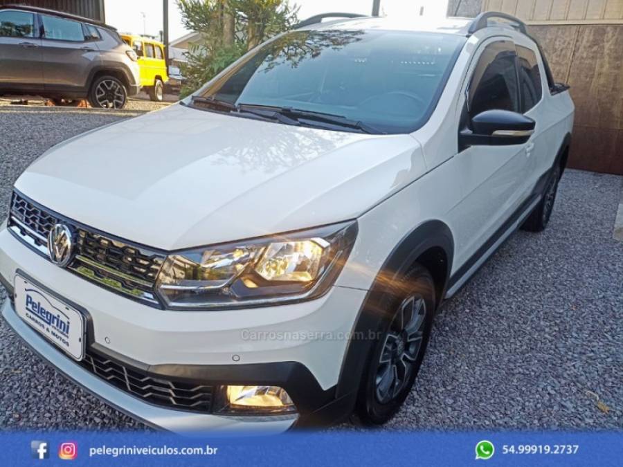 VOLKSWAGEN - SAVEIRO - 2021/2022 - Branca - R$ 93.500,00