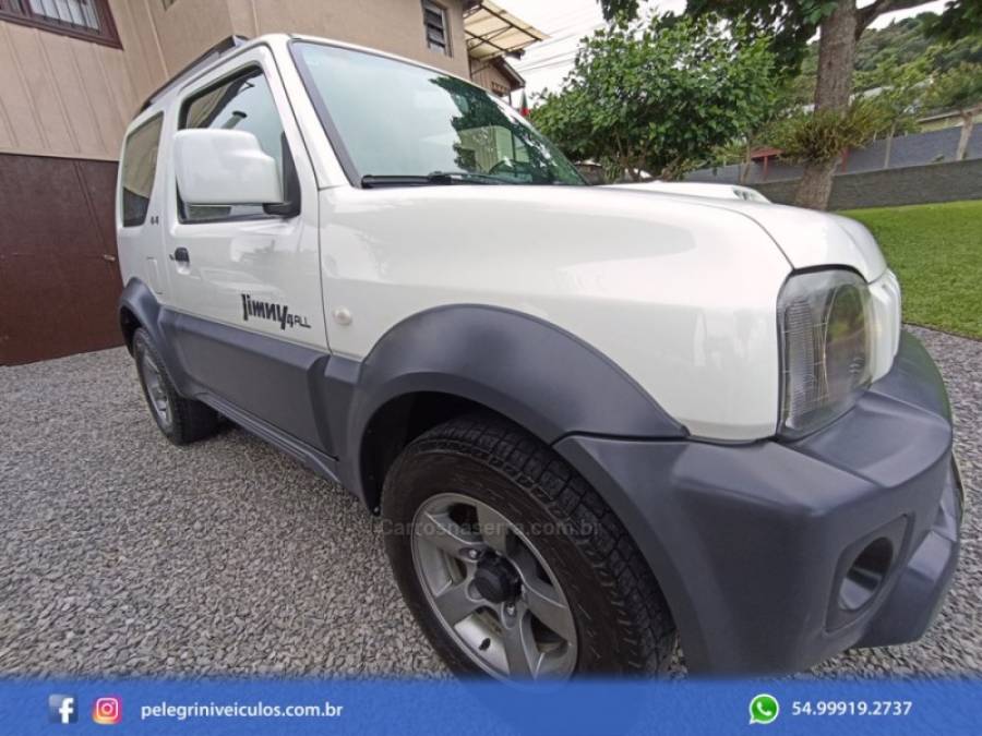 SUZUKI - JIMNY - 2018/2019 - Branca - R$ 79.500,00