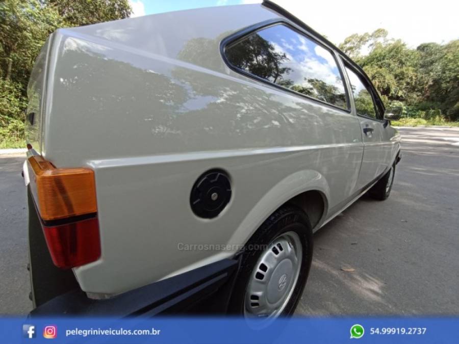 VOLKSWAGEN - GOL - 1985/1985 - Cinza - R$ 30.000,00