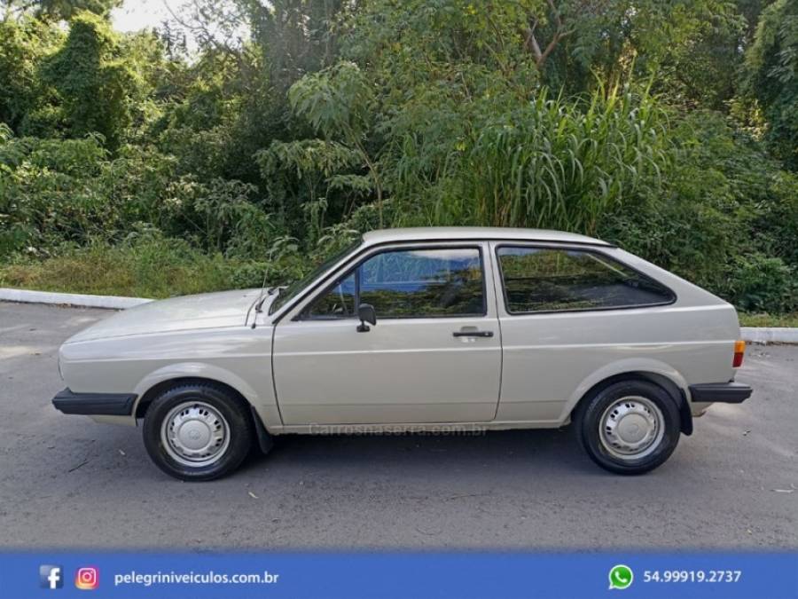 VOLKSWAGEN - GOL - 1985/1985 - Cinza - R$ 30.000,00