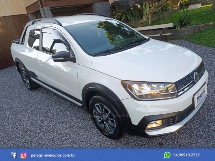 VOLKSWAGEN - SAVEIRO - 2021/2022 - Branca - R$ 93.500,00