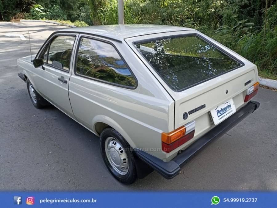 VOLKSWAGEN - GOL - 1985/1985 - Cinza - R$ 30.000,00