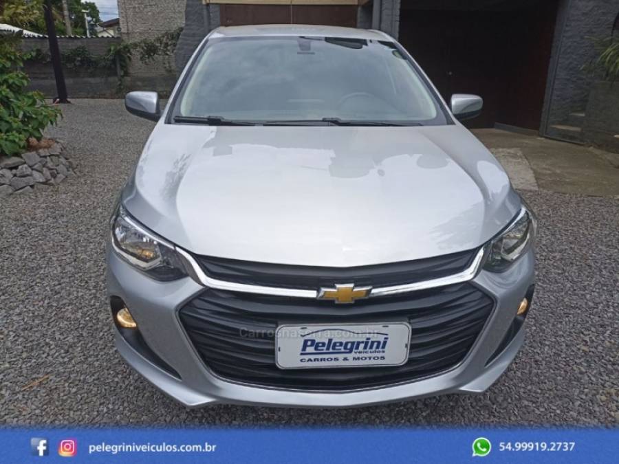 CHEVROLET - ONIX - 2022/2023 - Prata - R$ 83.500,00